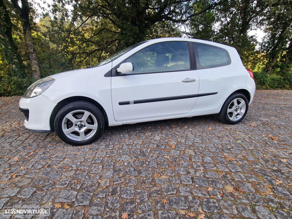 Renault Clio 1.5 dCi GT - 19