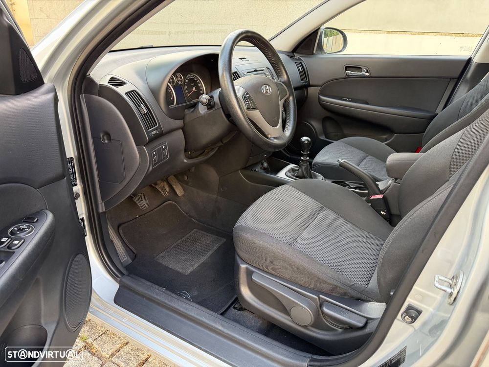 Hyundai i30 CW 1.6 CRDi Comfort - 5