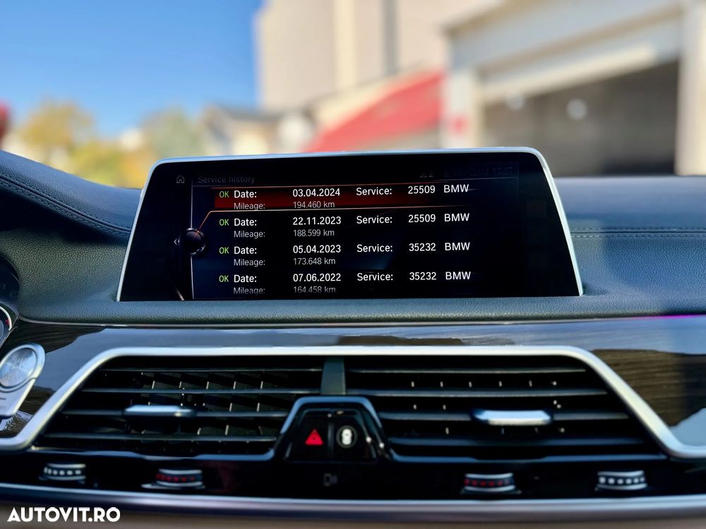 BMW Seria 7 730d xDrive - 29