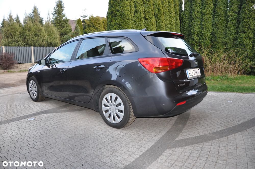 Kia Ceed 1.4 L - 3