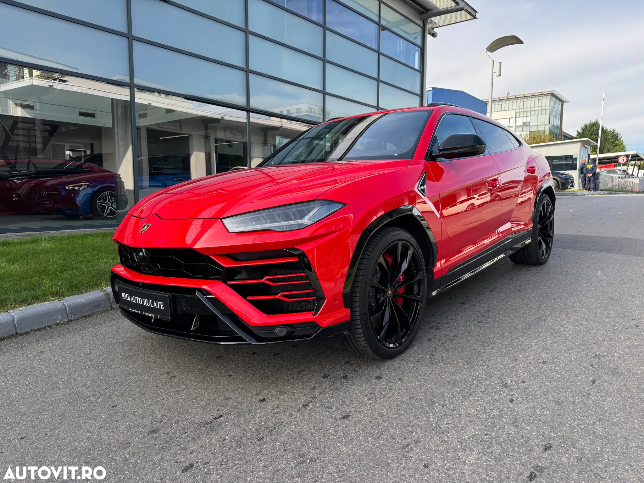 Lamborghini URUS - 18