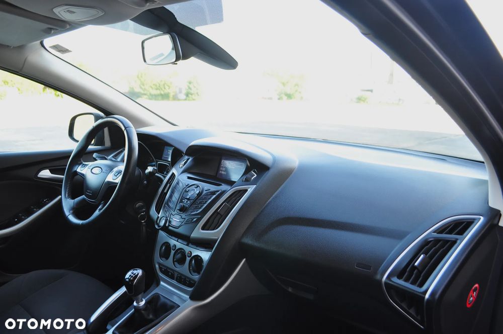 Ford Focus 1.0 EcoBoost Start-Stopp-System Champions Edition - 23
