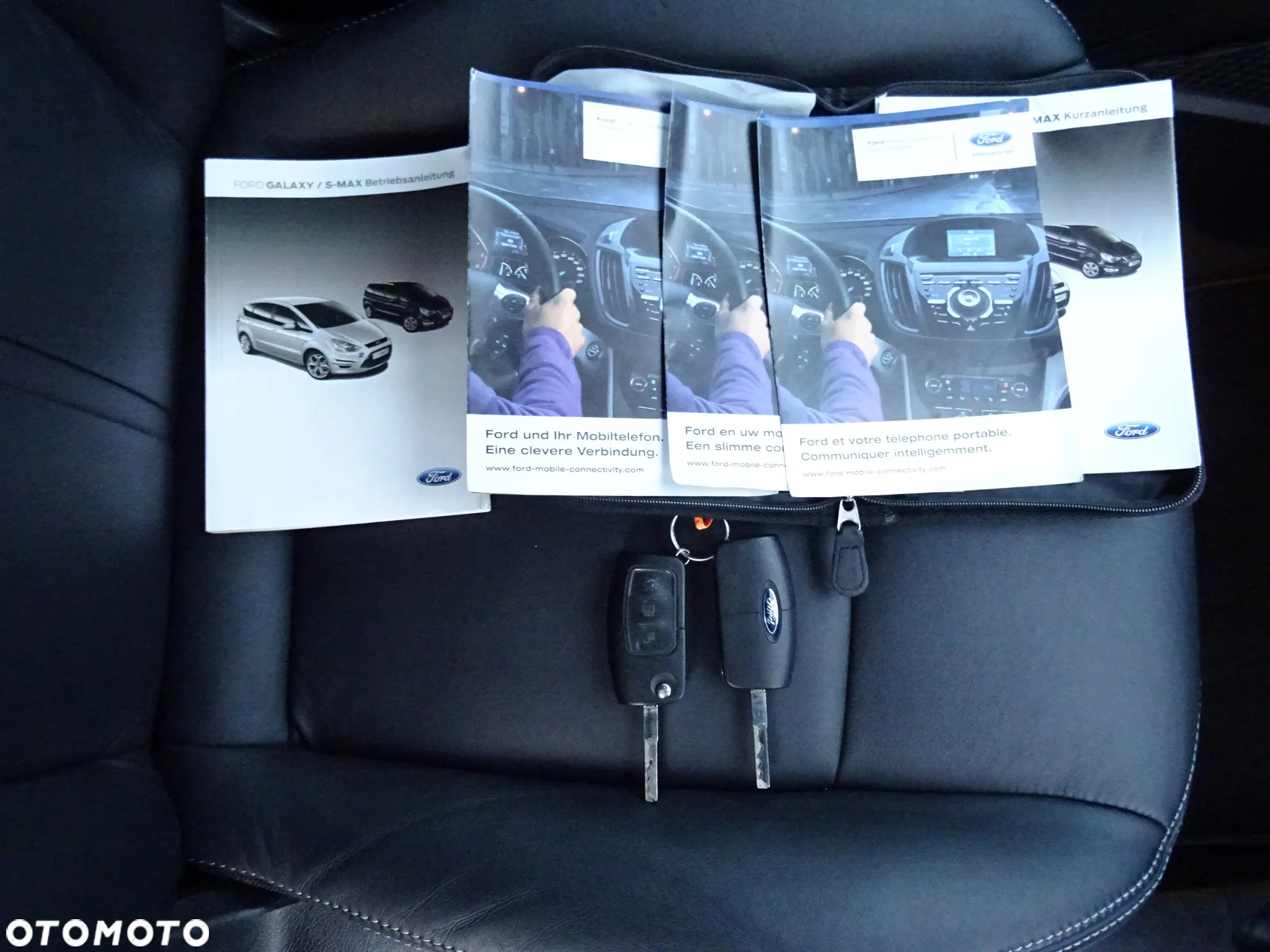 Ford S-Max 2.0 TDCi DPF Titanium - 37
