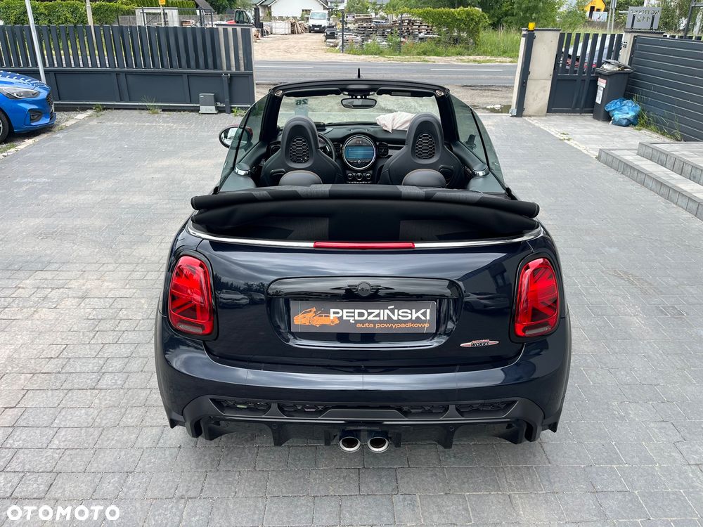 MINI John Cooper Works - 10