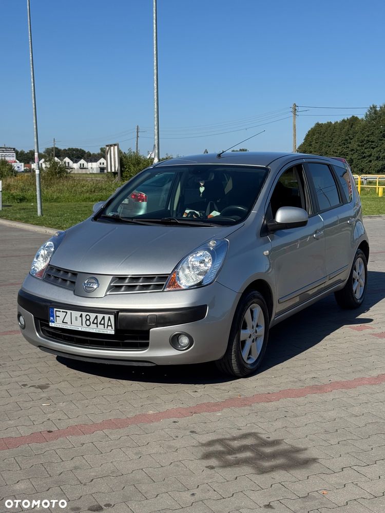 Nissan Note - 1