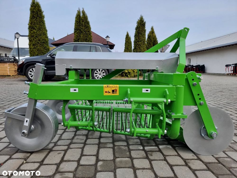 Kopaczka do ziemniaków jednorzędowa wibracyjna (wyrzut na bok) - 7