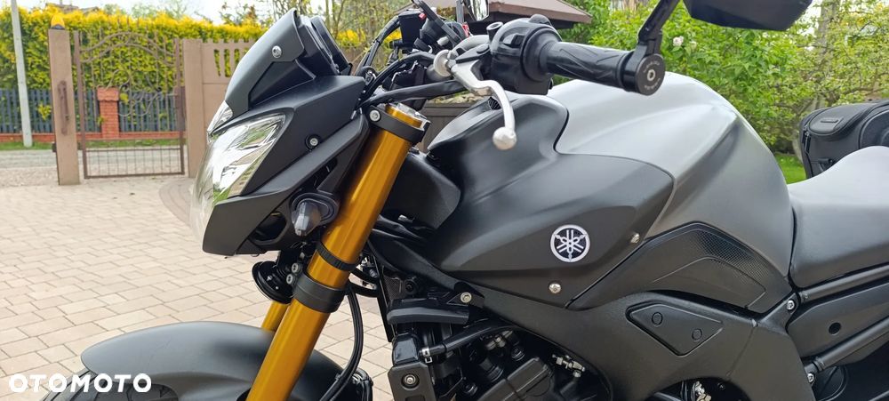 Yamaha FZ8 - 38