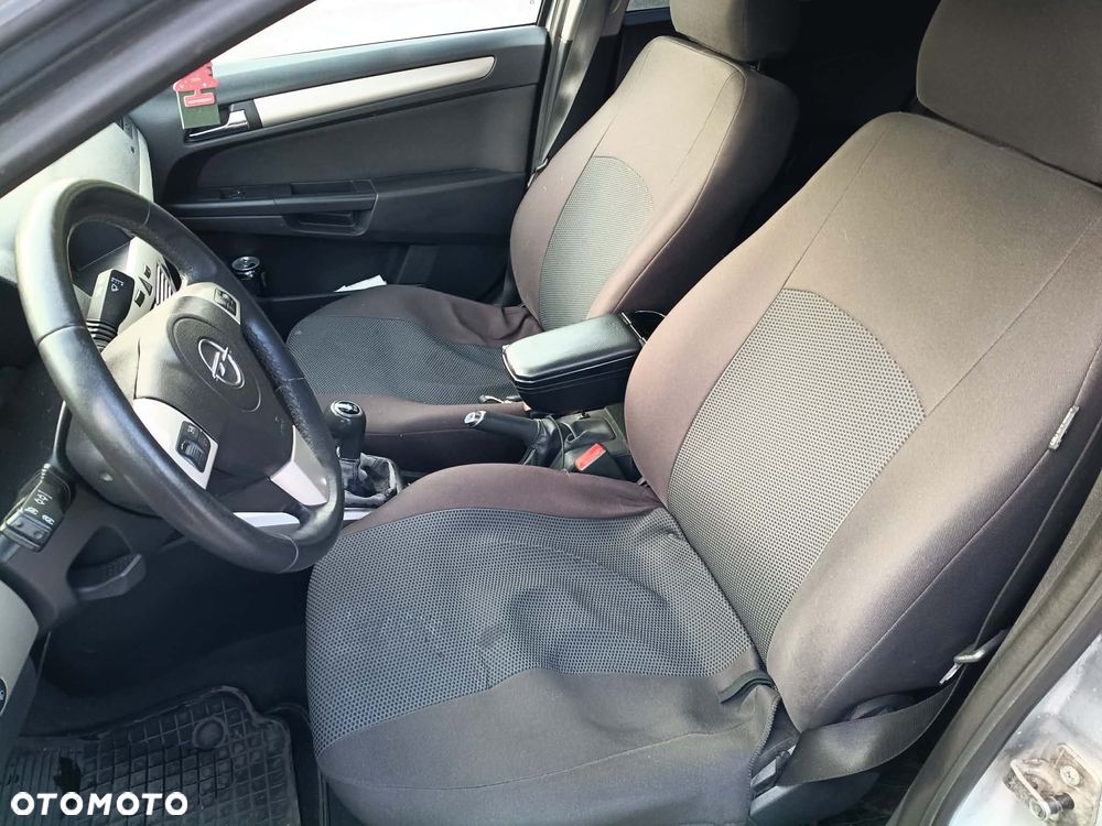 Opel Astra 1.9 CDTI - 6