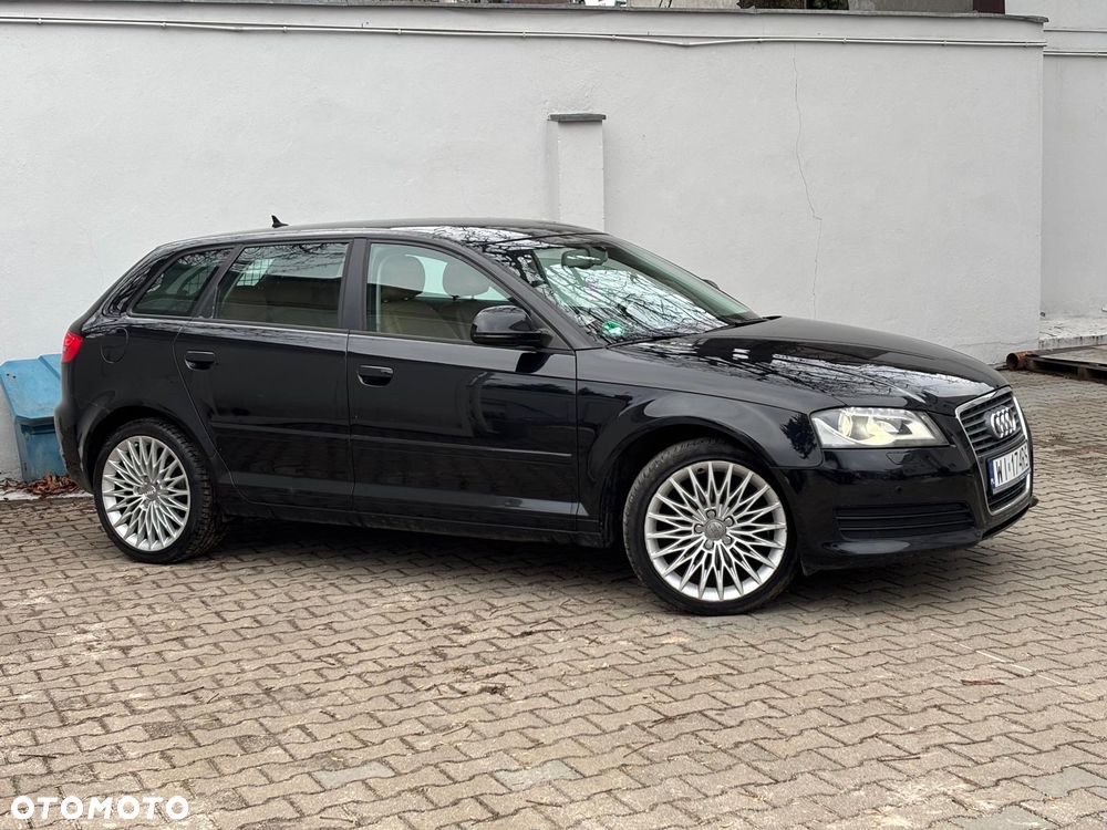 Audi A3 Sportback 1.4 TFSI Ambiente S tronic - 4