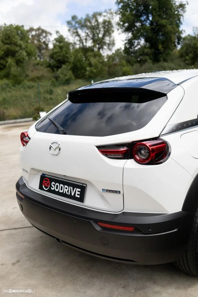 Mazda MX-30 e-SKYACTIV Excellence - 25