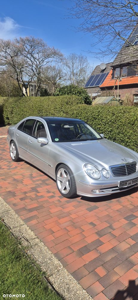 Mercedes-Benz Klasa E 500 Avantgarde Sport Edition - 1