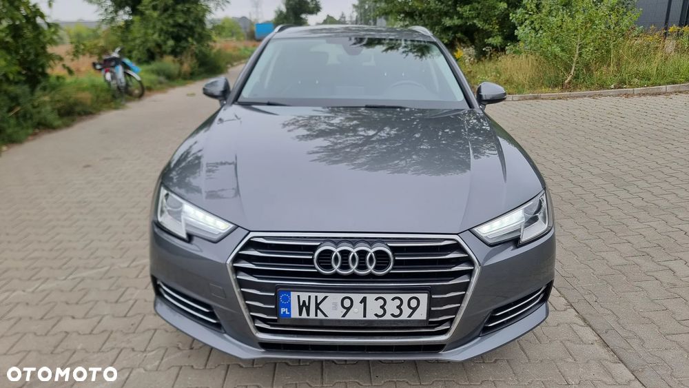 Audi A4 Avant - 22