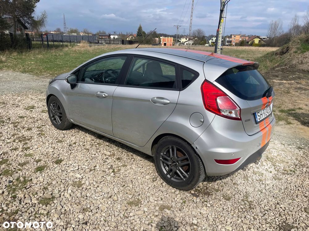 Ford Fiesta - 5