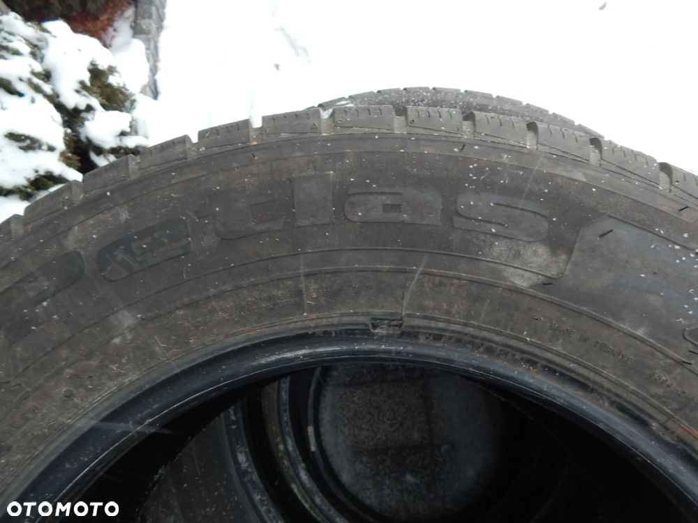 Opona 4x opony 16 R16 215 / 70 Petlas Explero Winter W671 komplet Łuków części - 5