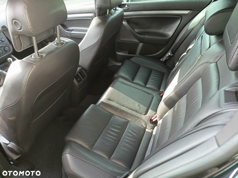 Volkswagen Golf - 7
