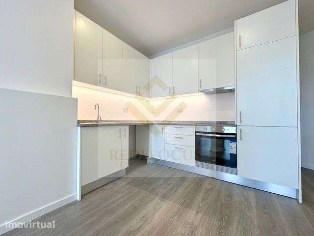 Apartamento T1 renovado em Santa Maria de Lamas - Grande imagem: 4/11