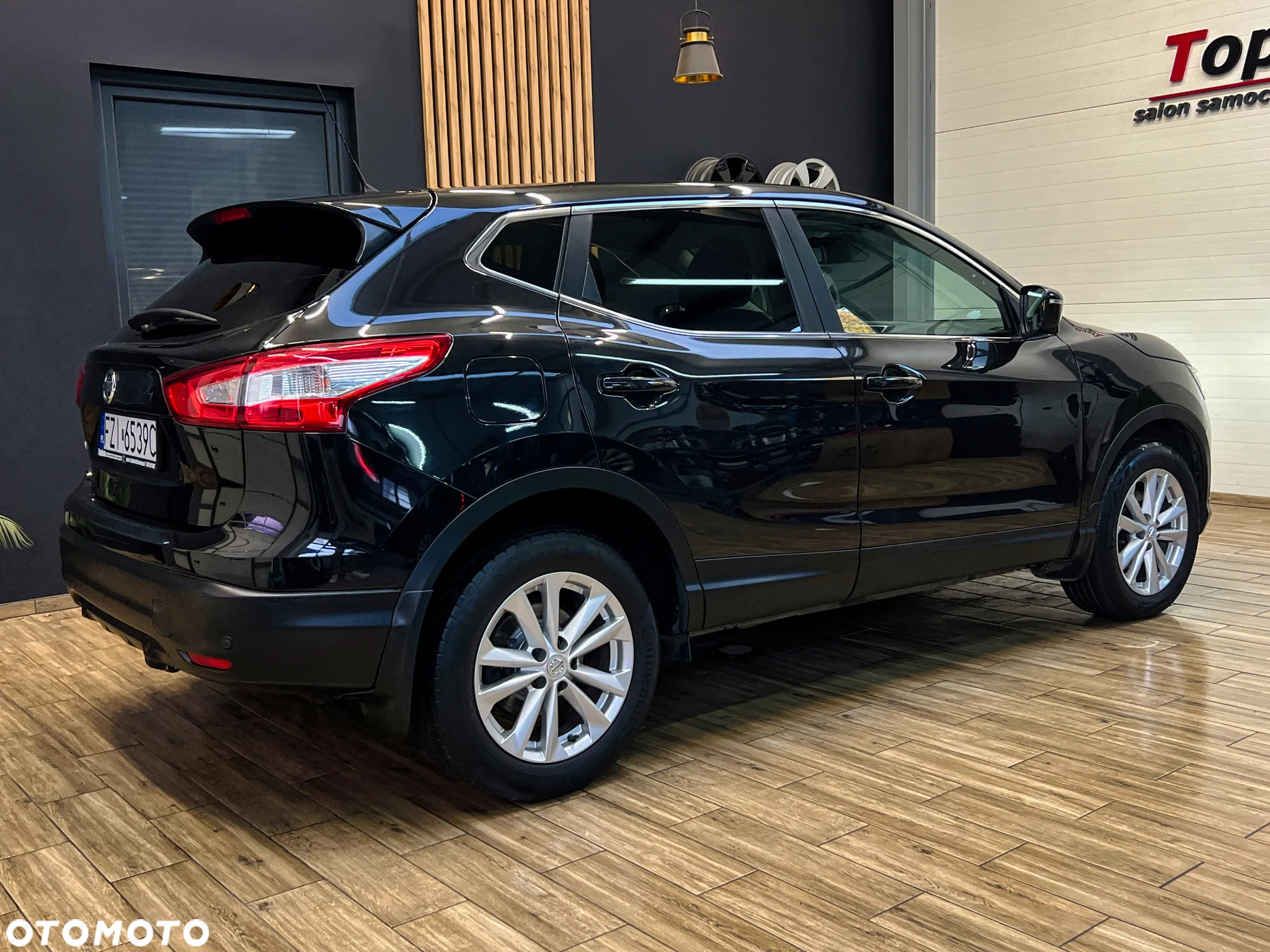 Nissan Qashqai 1.6 DCi N-Connecta Xtronic - 7