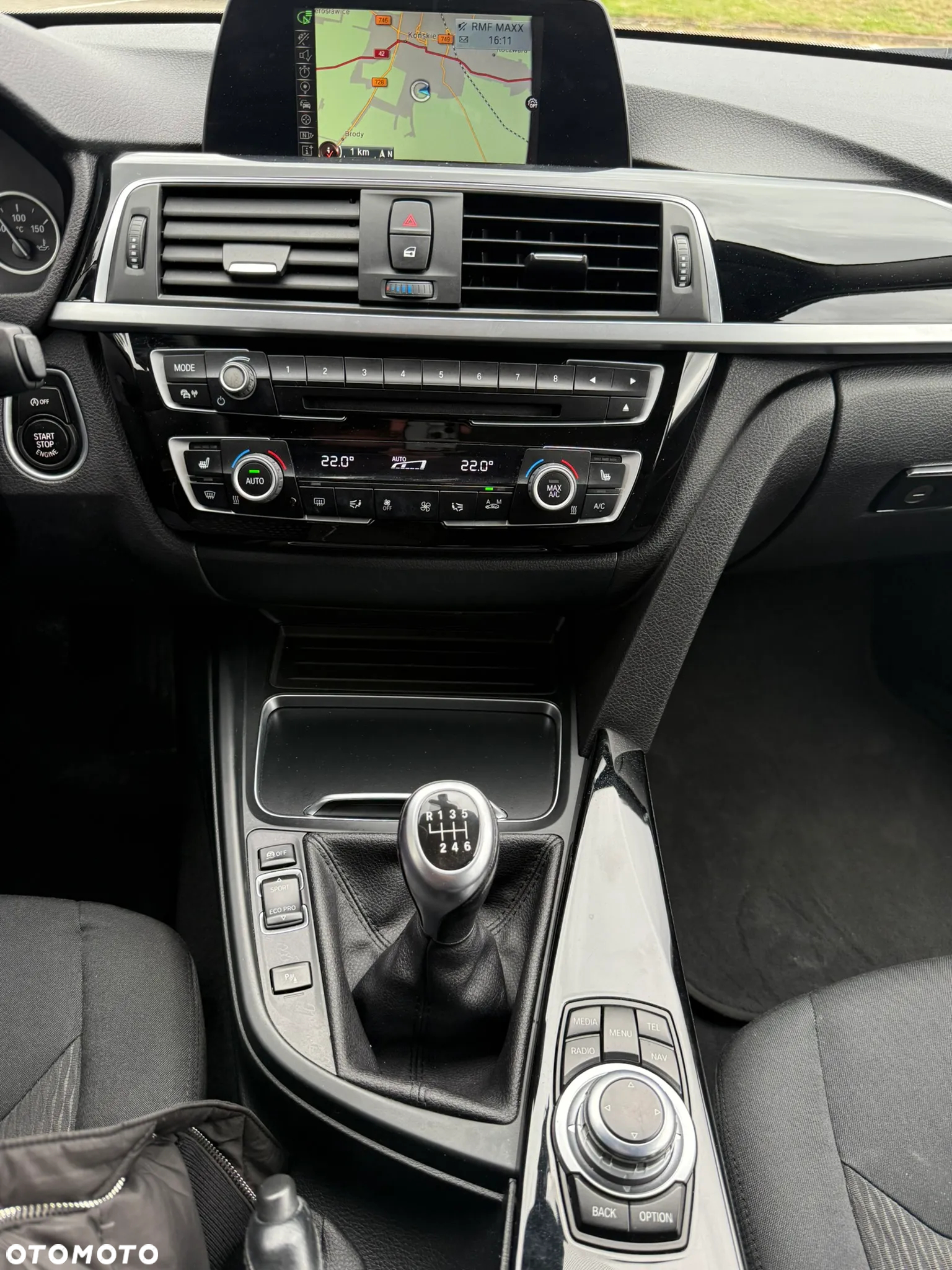 BMW Seria 3 318d Sport Line Shadow - 37