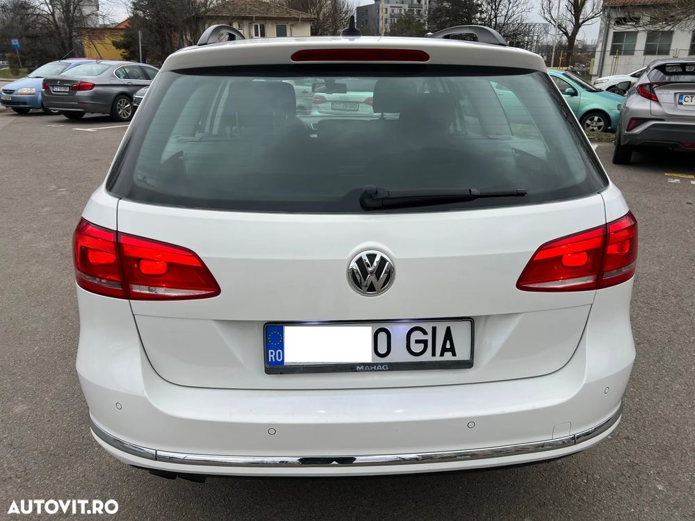 Volkswagen Passat 2.0 TDI BlueMotion Technology DSG Comfortline - 14