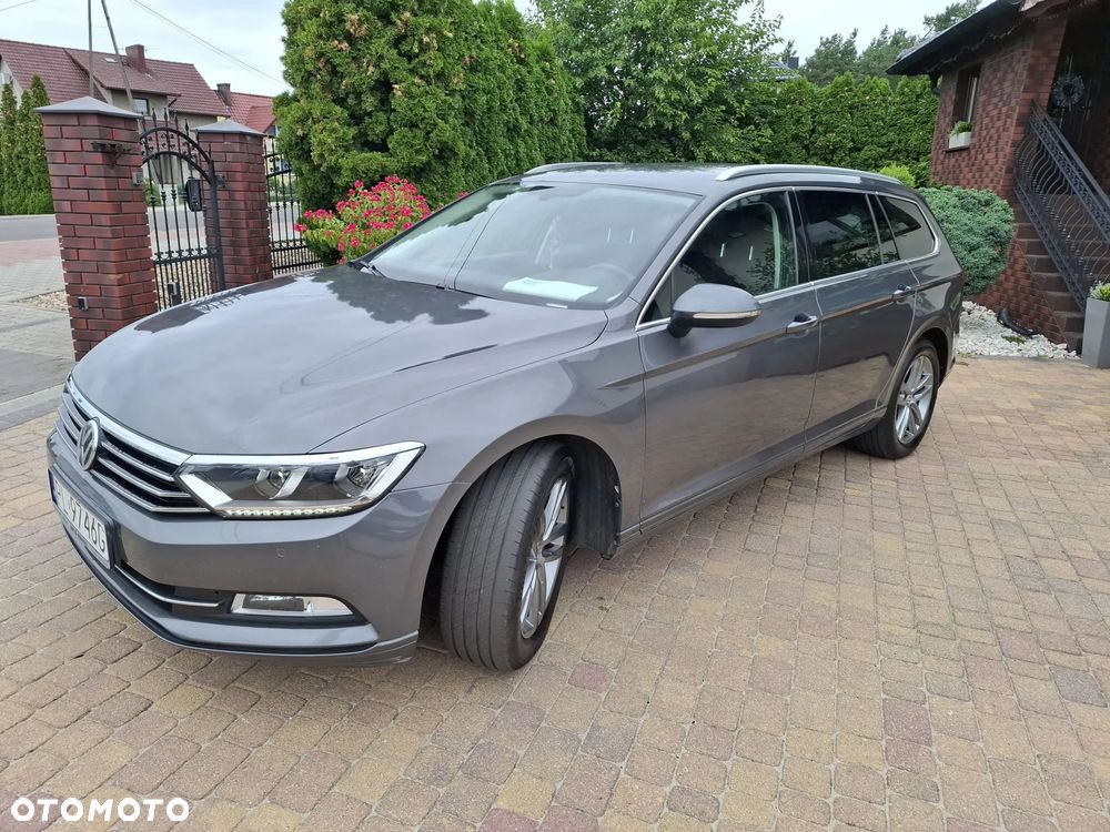 Volkswagen Passat 1.6 TDI (BlueMotion Technology) DSG Comfortline - 2
