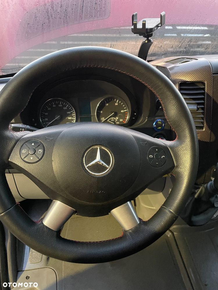 Mercedes-Benz Sprinter 518 - 8