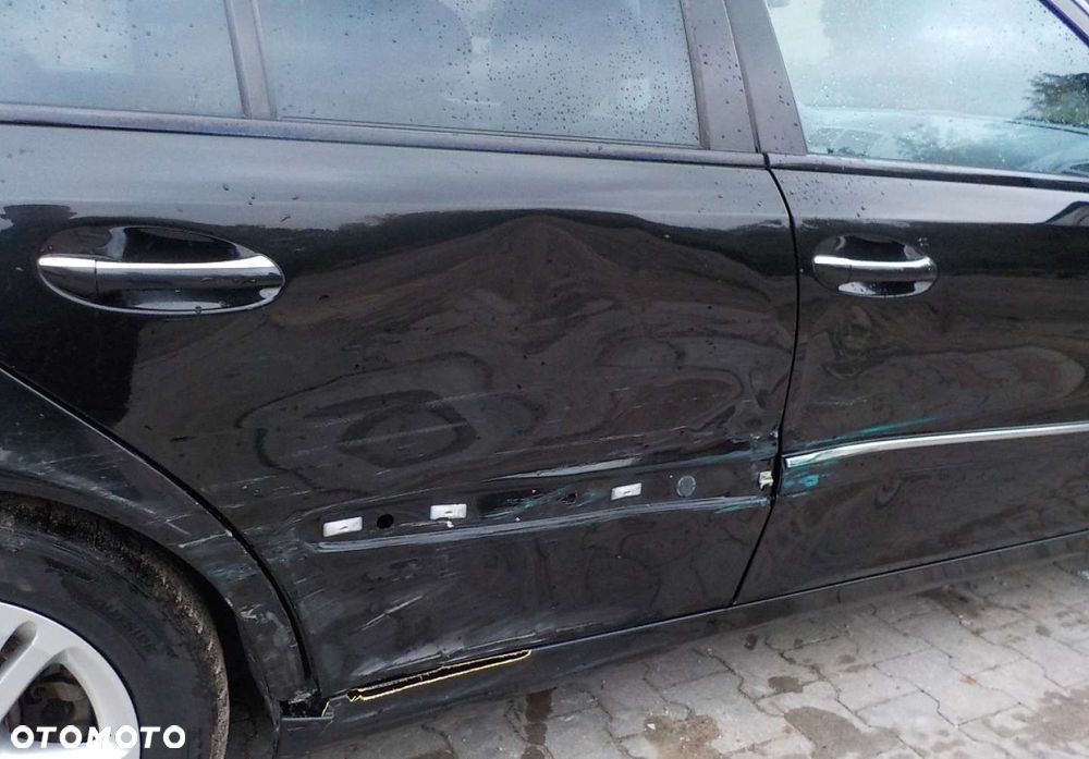 Mercedes-Benz Klasa E - 13