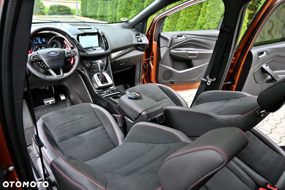 Ford Kuga 1.5 EcoBoost 4x4 ST-Line - 25