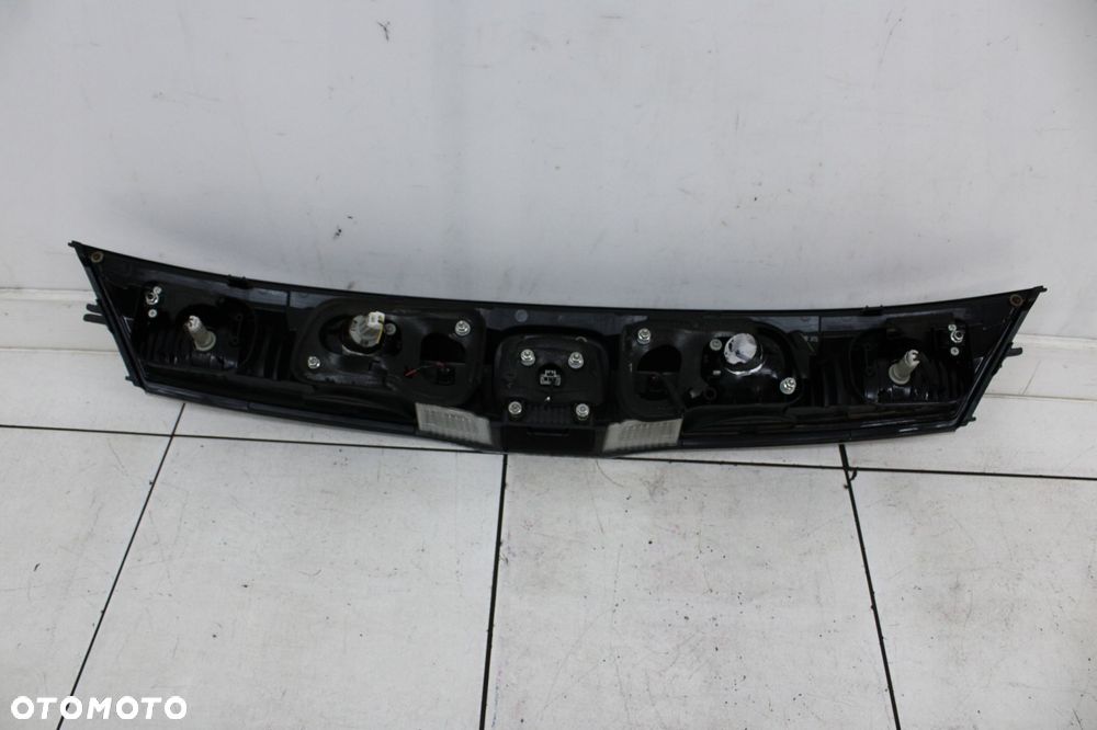 HONDA CIVIC VIII 06R- BLENDA LAMPA LISTWA KLAPY BAGAŻNIKA TYŁ TYLNA - 6