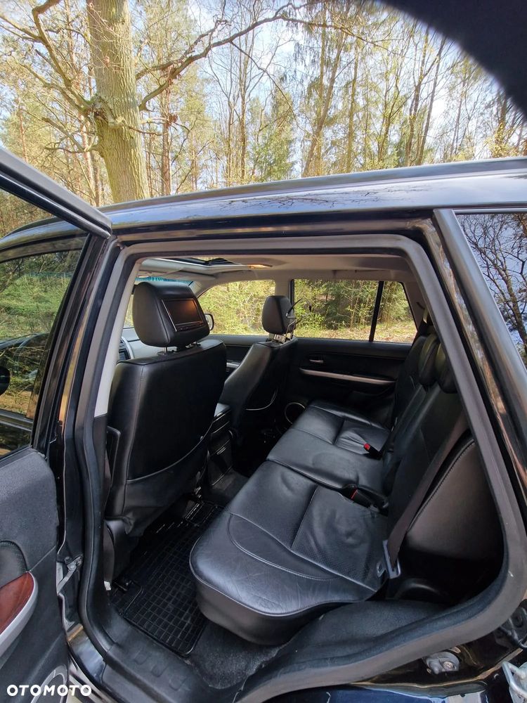 Suzuki Grand Vitara 2.0 Comfort Limited - 15