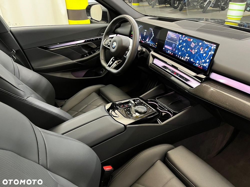 BMW Seria 5 520d xDrive mHEV M Sport - 39