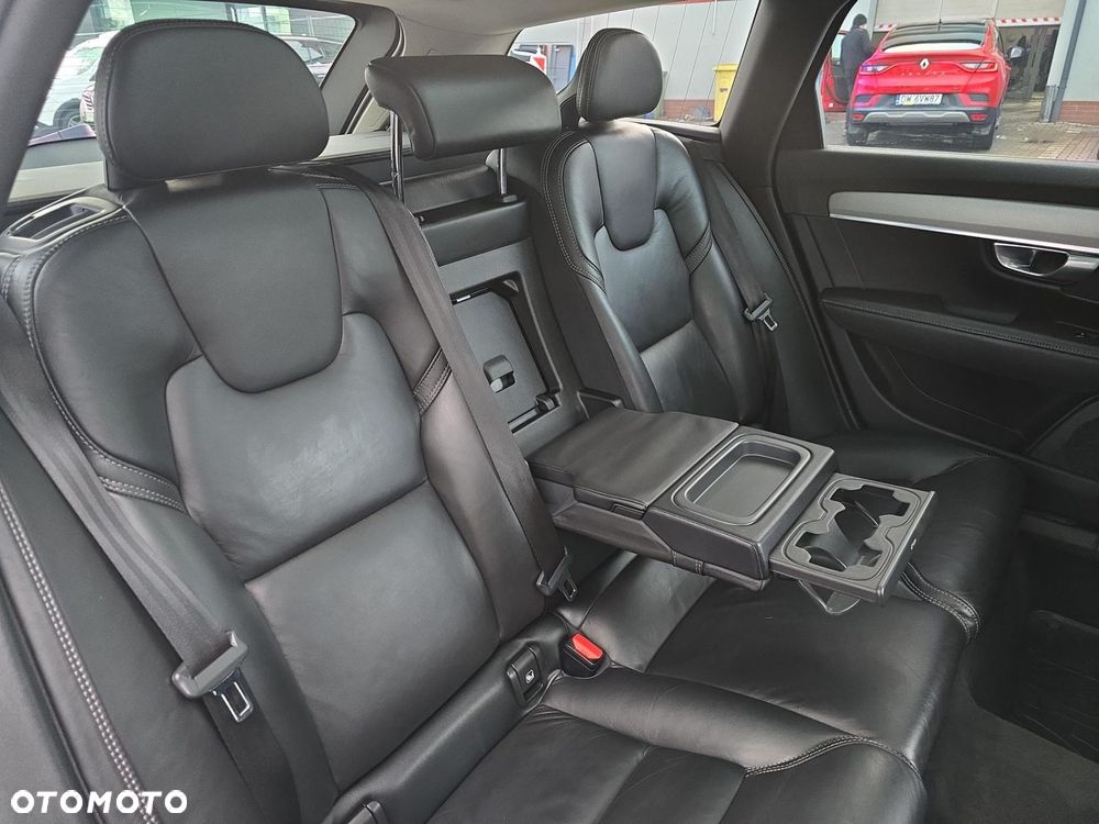 Volvo V90 D5 SCR AWD Inscription - 11