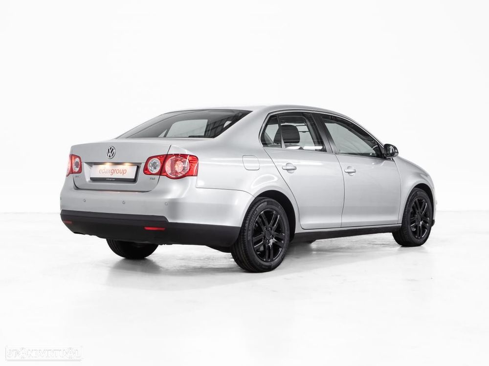 VW Jetta - 3