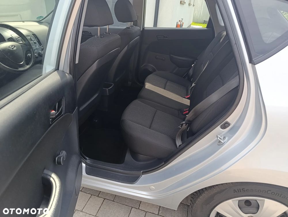 Hyundai i30 i30cw 1.4 blue Comfort - 6