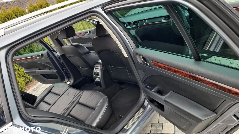 Skoda Superb 2.0 TDI Green tec DSG L&K - 16