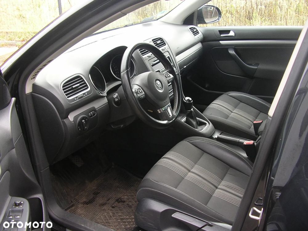 Volkswagen Golf VI 1.2 TSI BlueMot Comfortline - 2