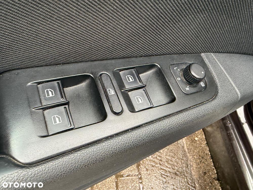 Skoda Superb 2.0 TDI Business DSG - 21