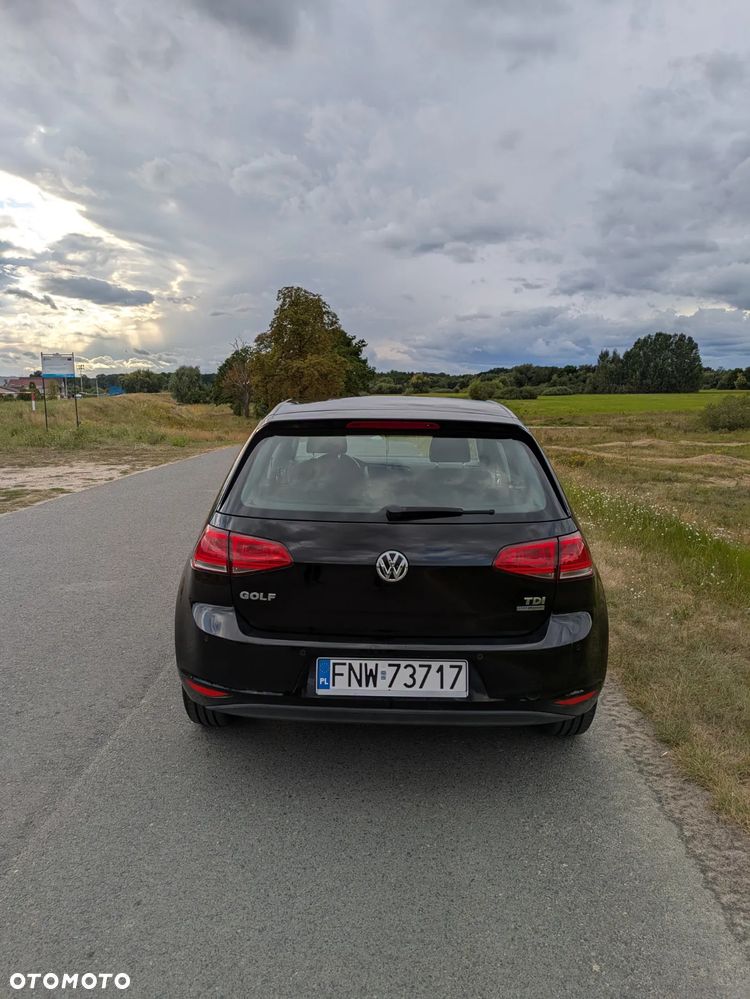 Volkswagen Golf VI 1.6 TDI Comfortline - 4