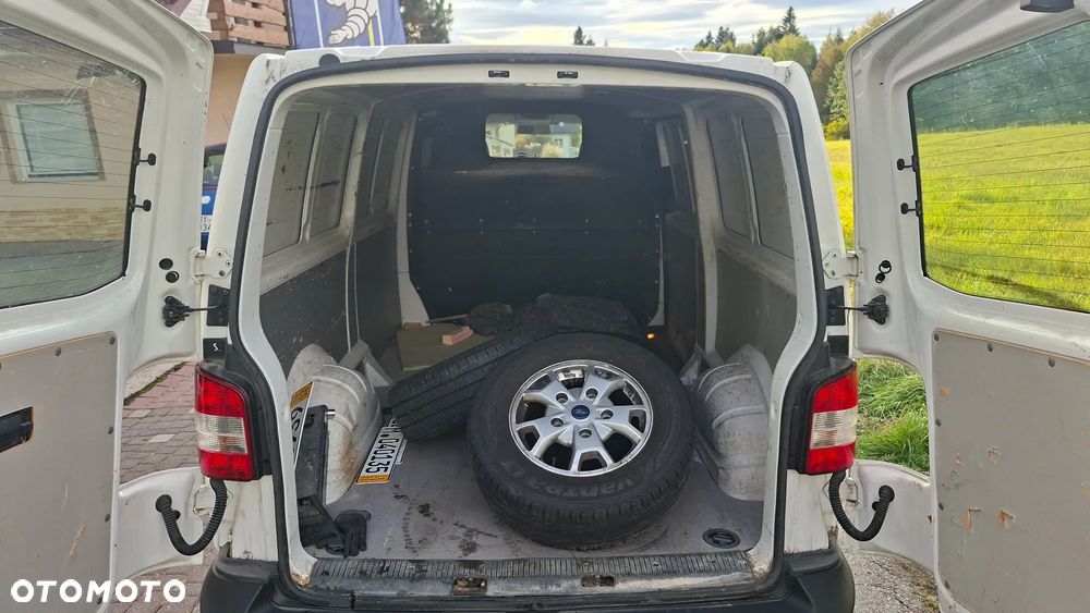 Volkswagen Transporter - 14