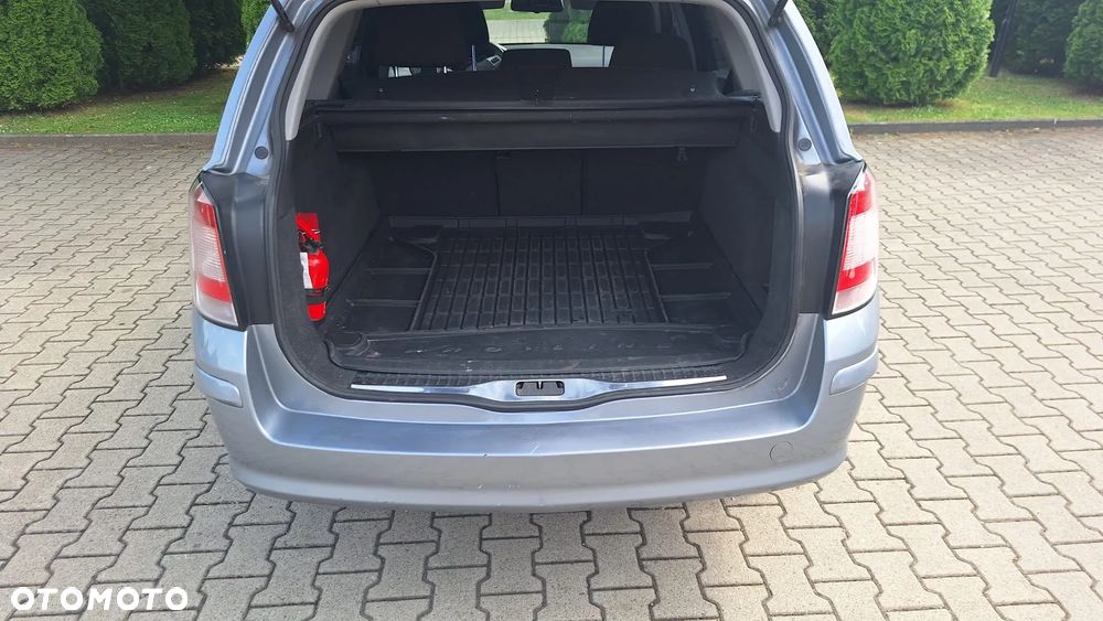 Opel Astra 1.6 Enjoy - 9