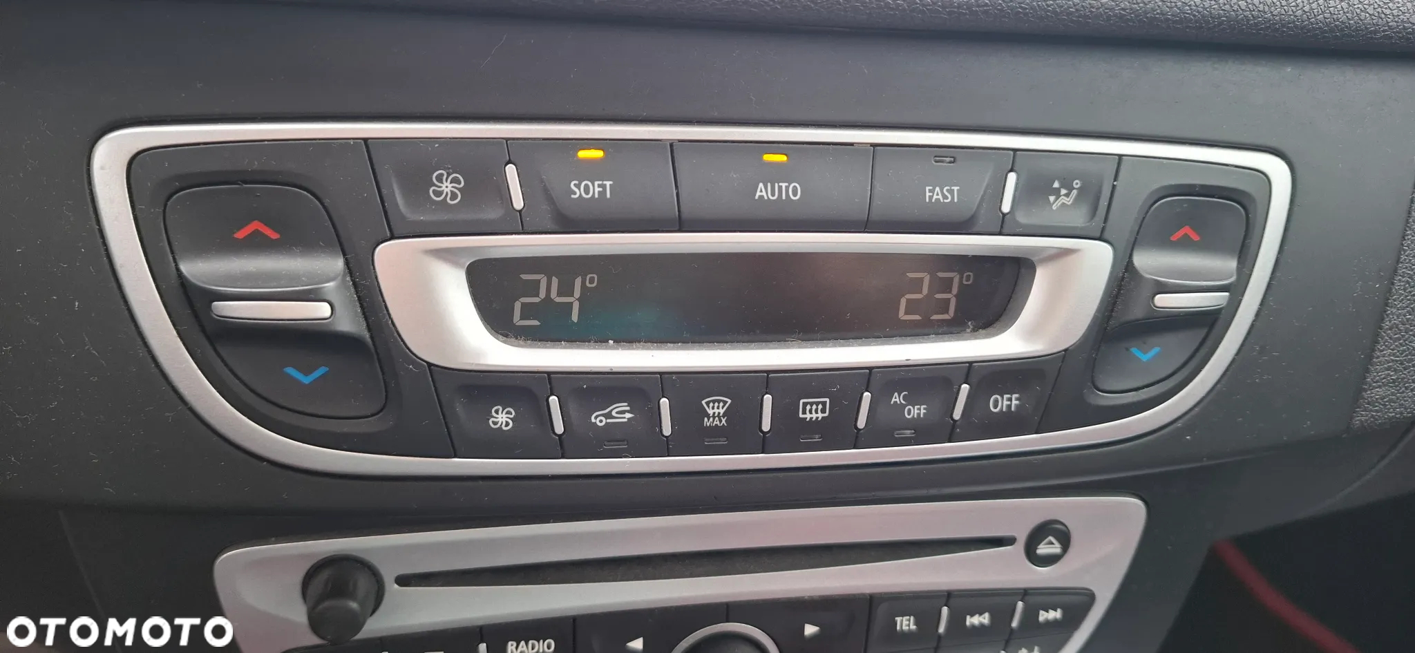 Renault MEGANE III Coupe 1,4 b  kod silnika H4J 700 na części - 22
