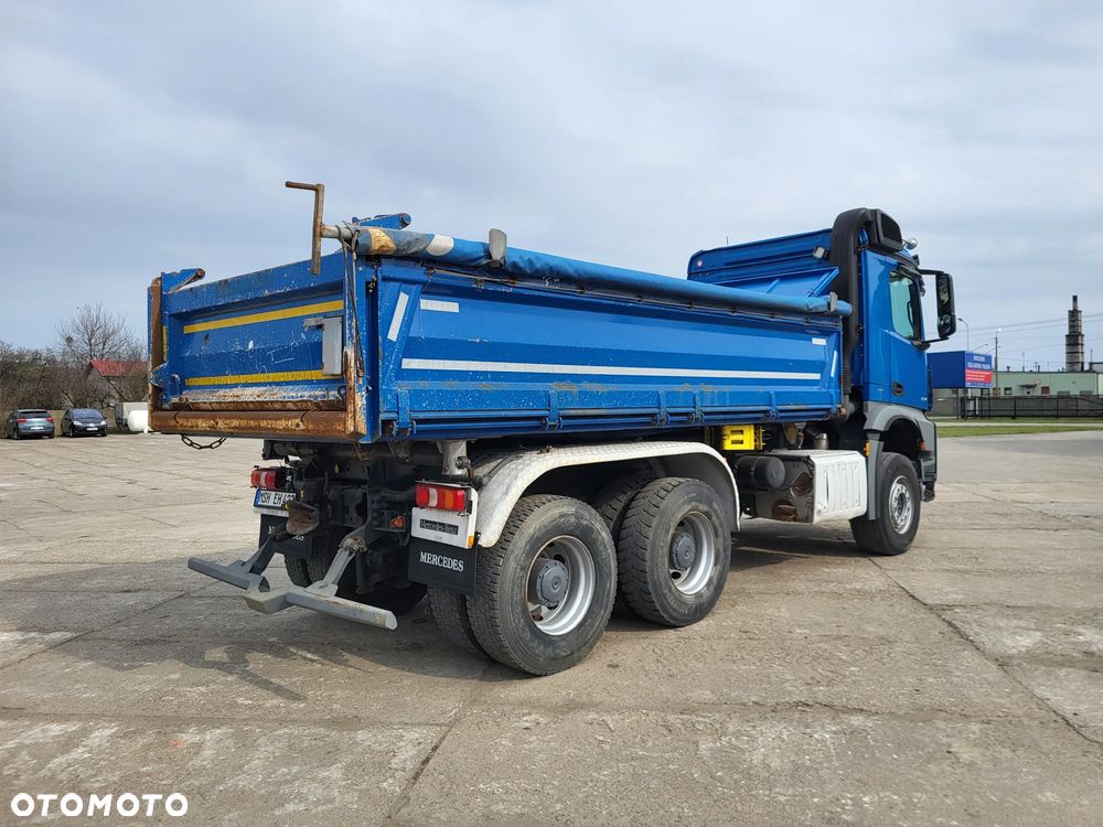 Mercedes-Benz AROCS 2645 6x4 wywrotka Meiller z Niemiec - 7