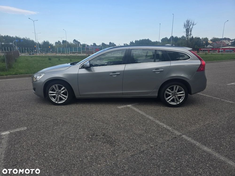 Volvo V60 D2 Edition - 9