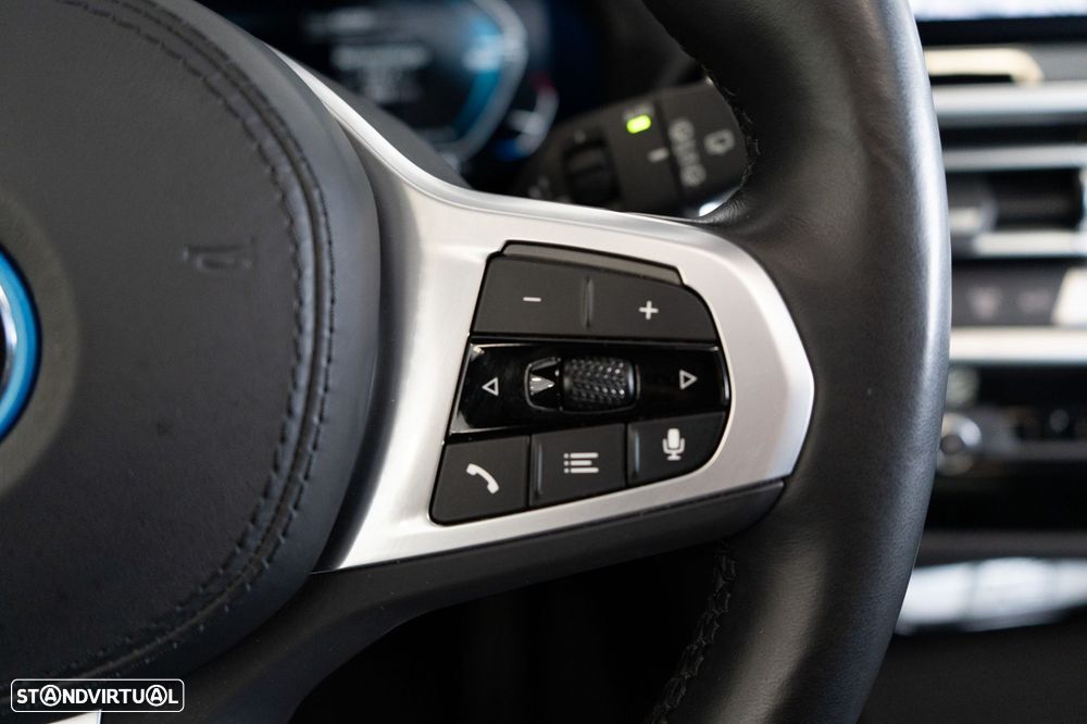 BMW iX3 M Sport Inspiring - 30