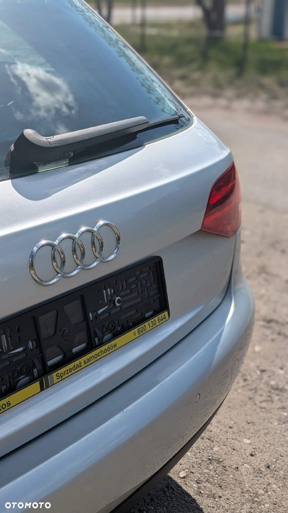 Audi A4 Avant 2.0 TDI DPF Ambition - 18