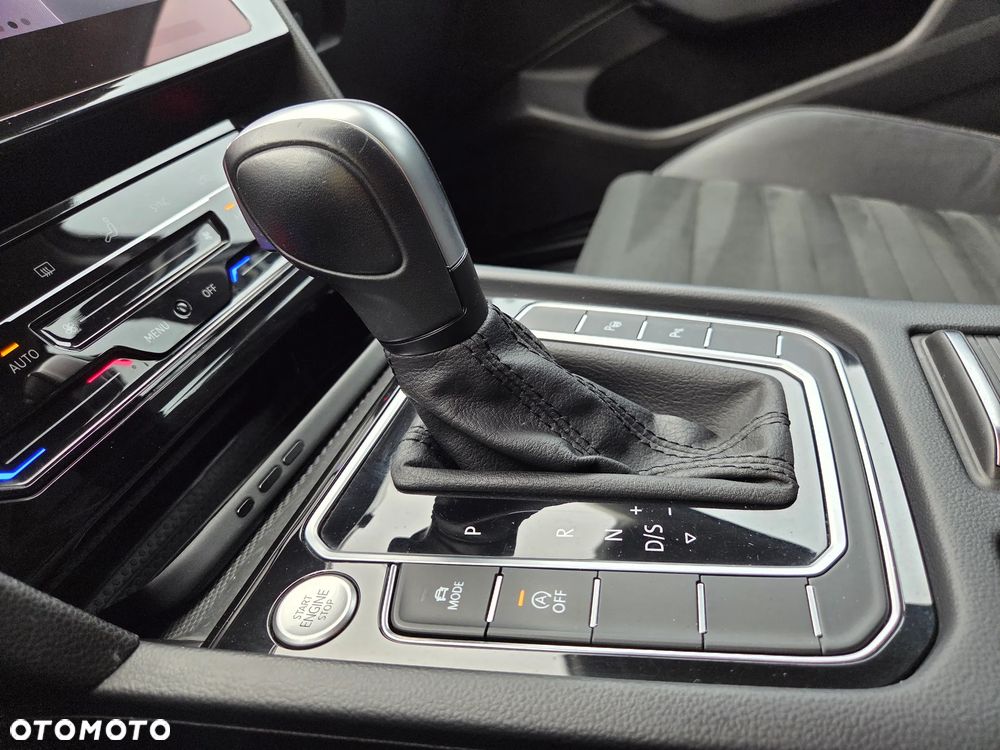 Volkswagen Passat 2.0 TDI EVO Elegance DSG - 34