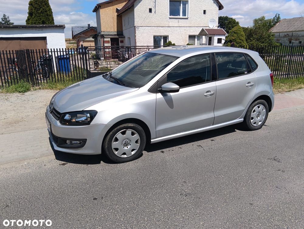 Volkswagen Polo 1.6 TDI Blue Motion Technology MATCH - 2
