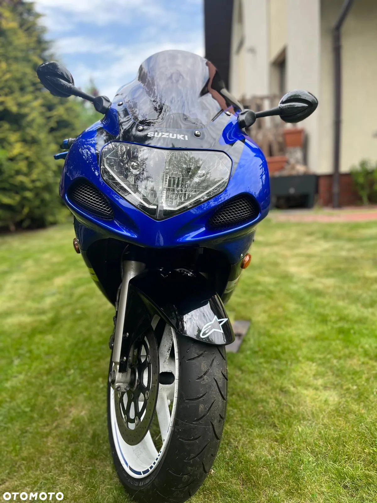 Suzuki GSX-R - 6