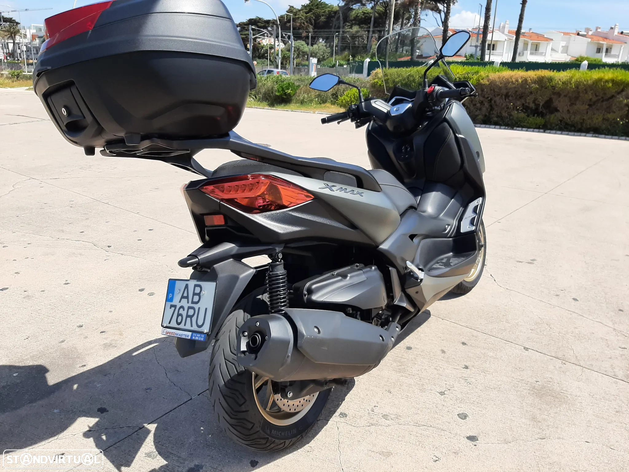 Yamaha X-Max 400 Tech Max - 4