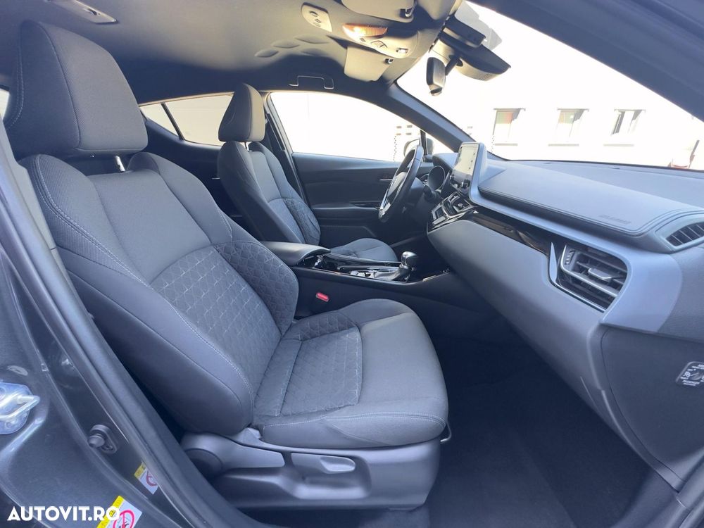 Toyota C-HR 2.0 HSD 184 CP 4x2 CVT Style - 19