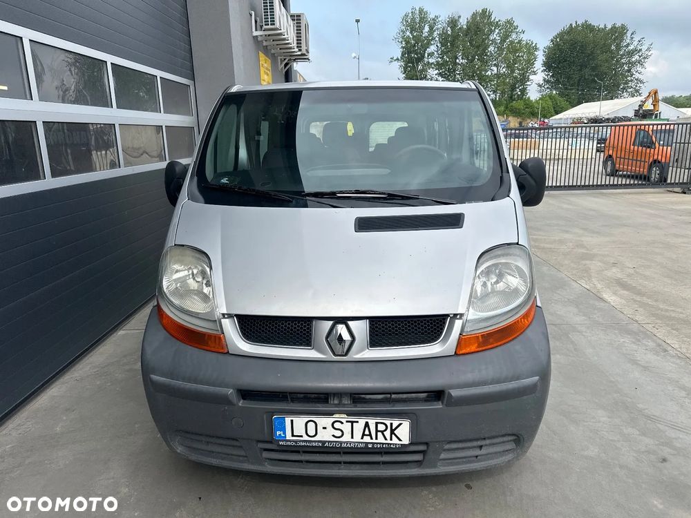 Renault Trafic - 2